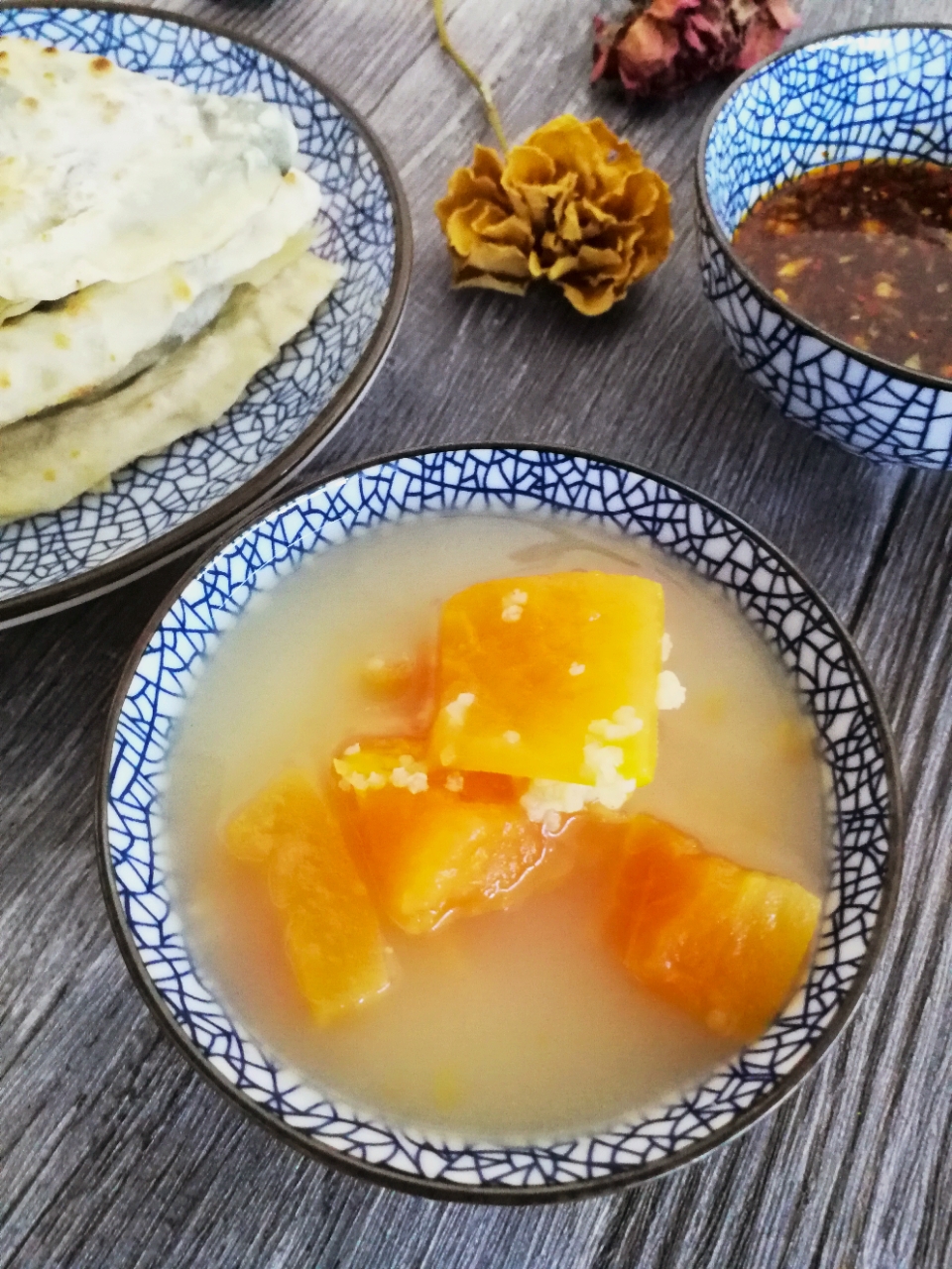 小米木瓜粥.