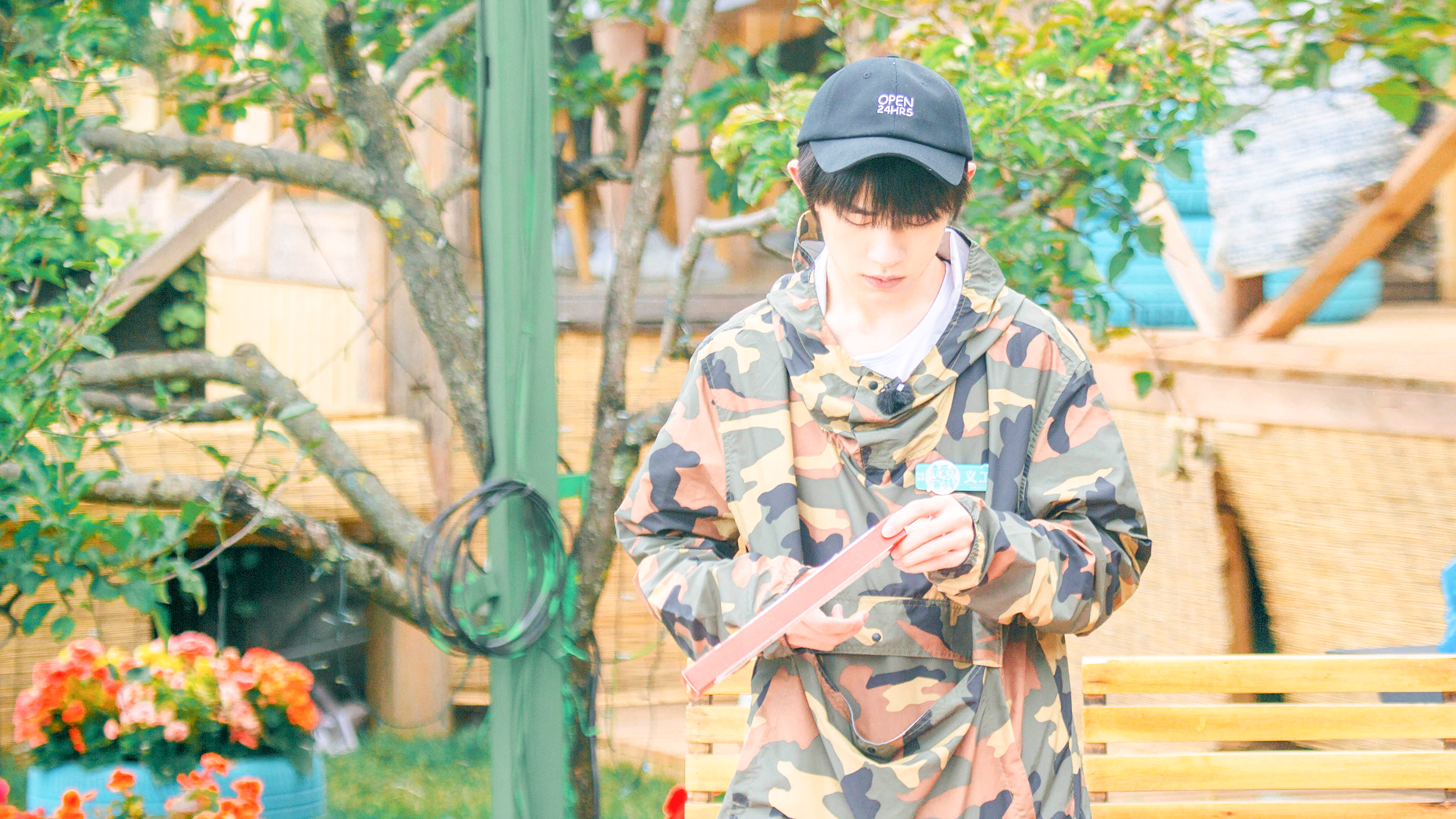 桌面壁纸 清清爽爽的男孩子