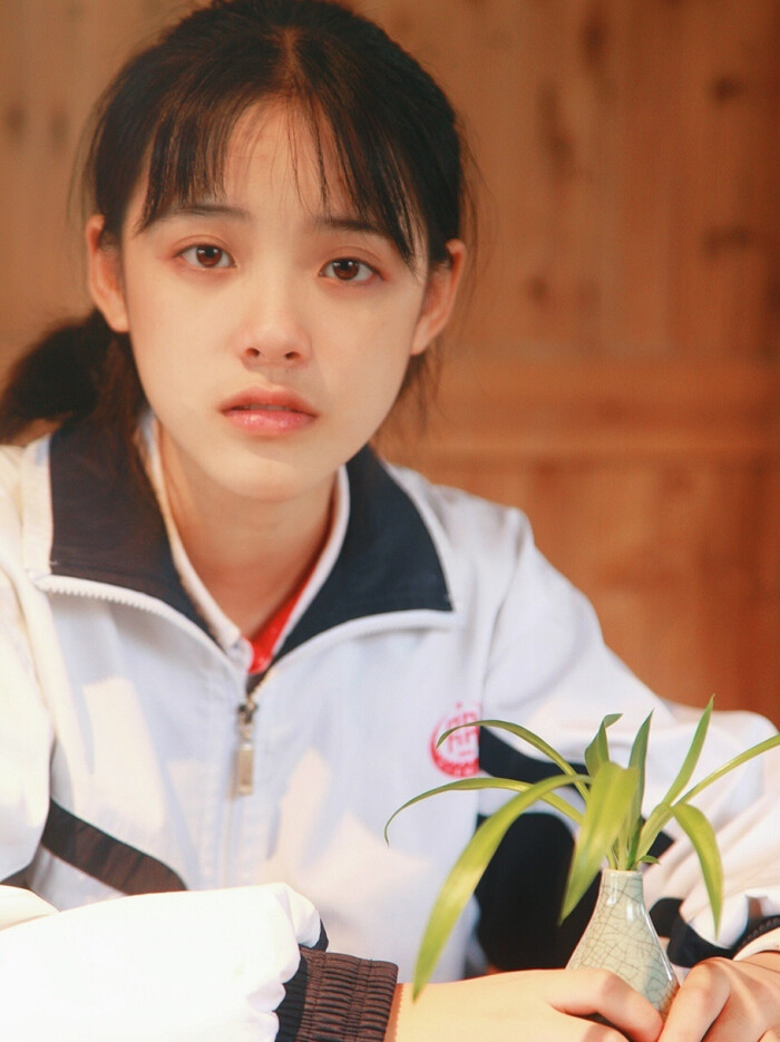 虞佳瑞 