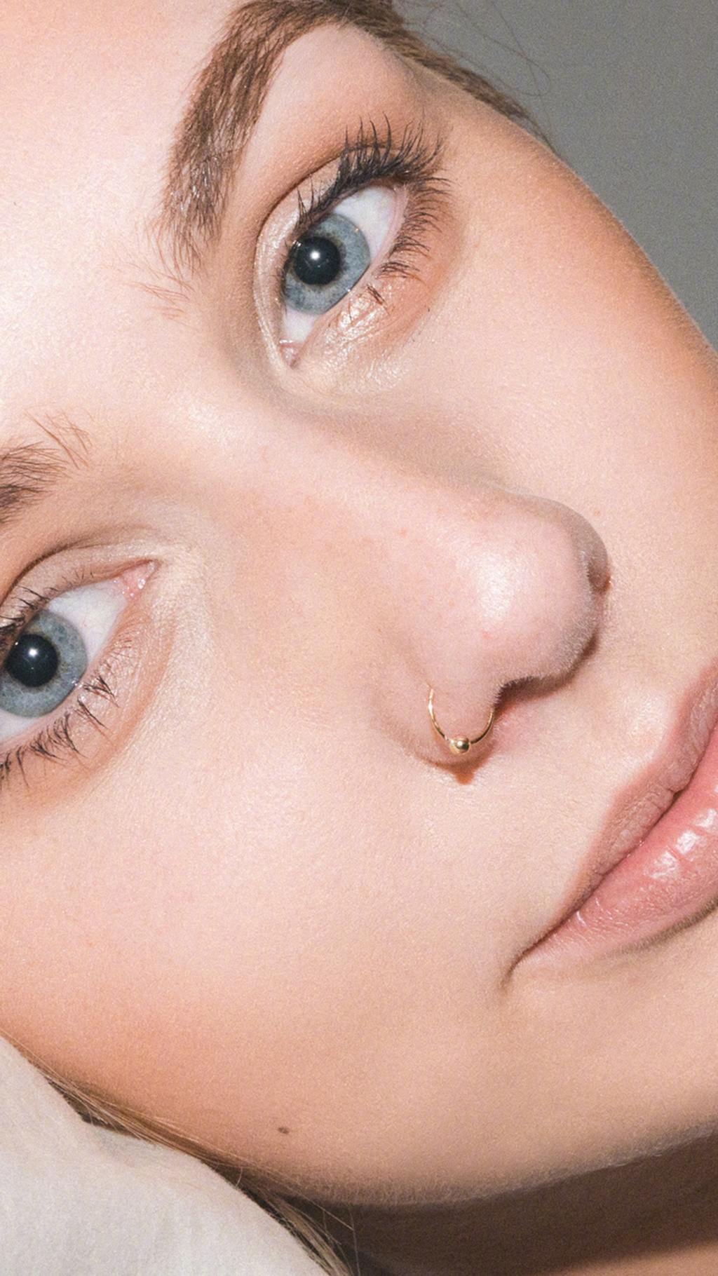 请你看着我的眼睛讲实话.