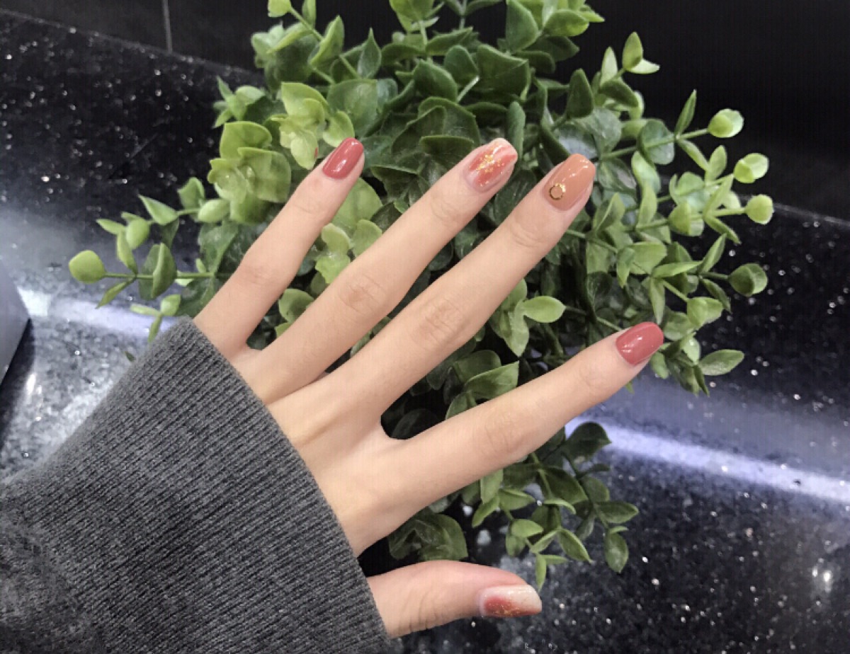 脸热门 冬季美甲