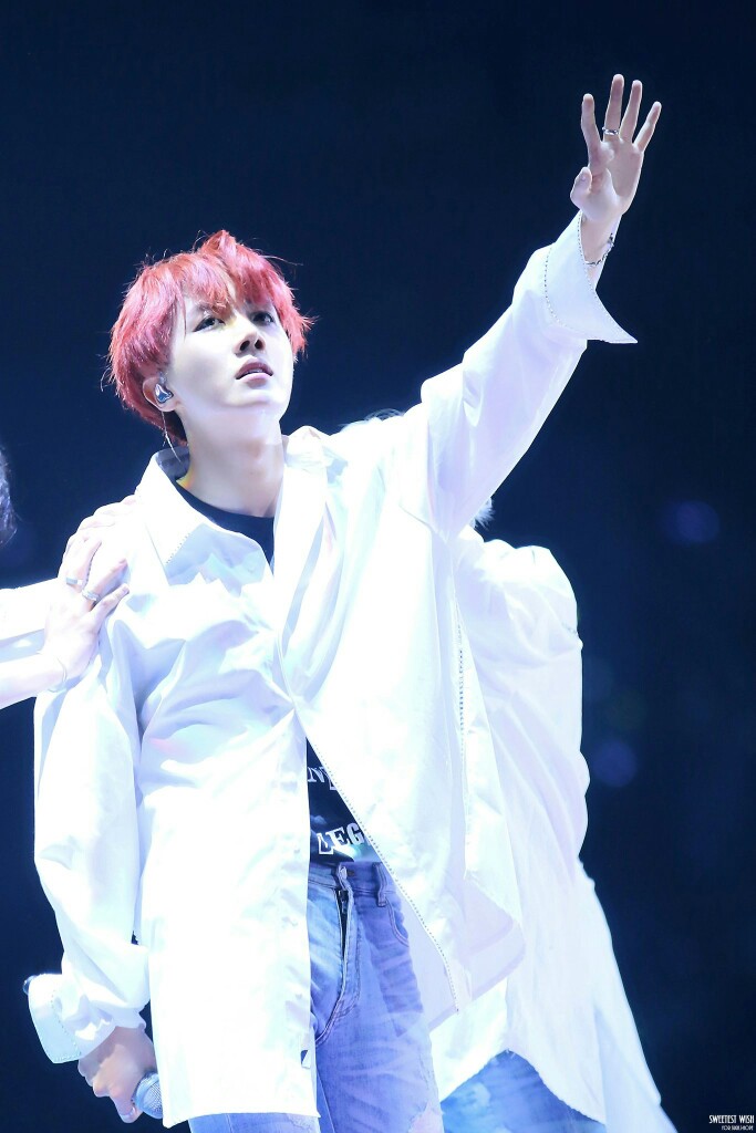 防弹少年团 j-hope(郑号锡)