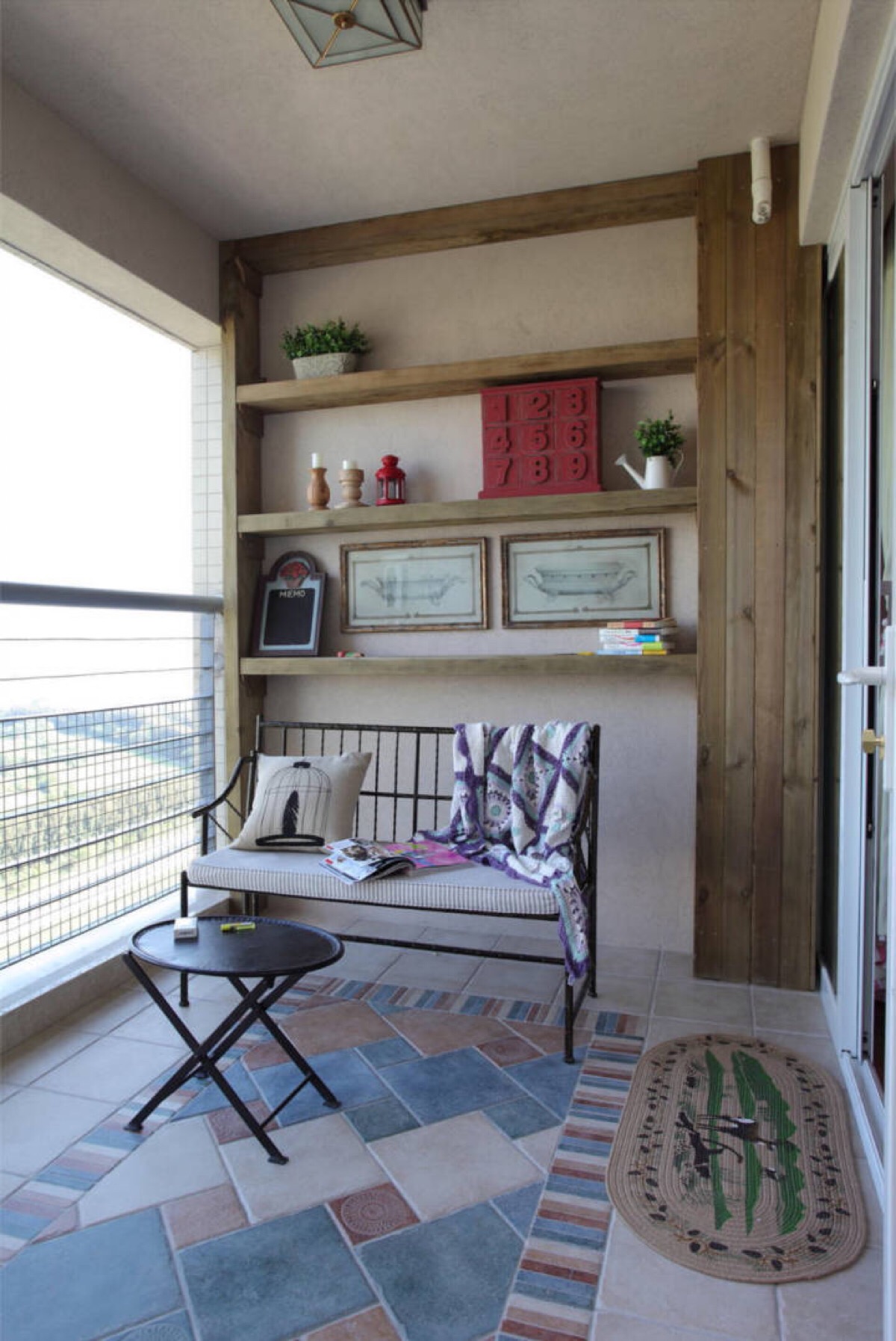 阳台上的小书房