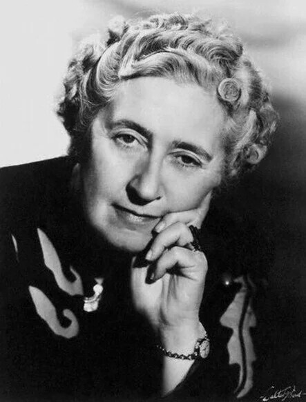 阿加莎·克里斯蒂(agatha christie,1890年9月15日-1976年1月12日)