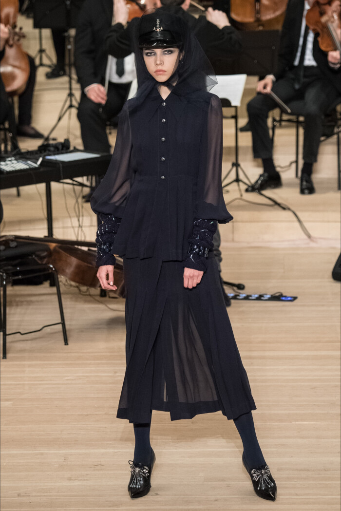 chanel(香奈儿)2018早秋系列发布秀