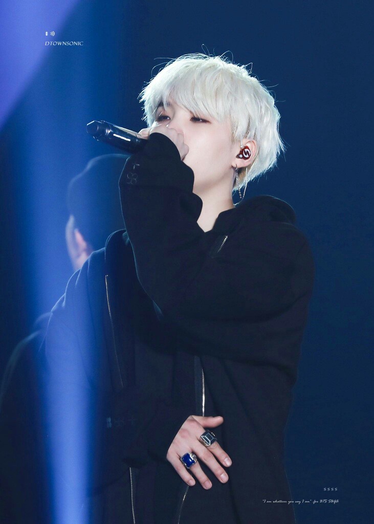 闵玧其suga