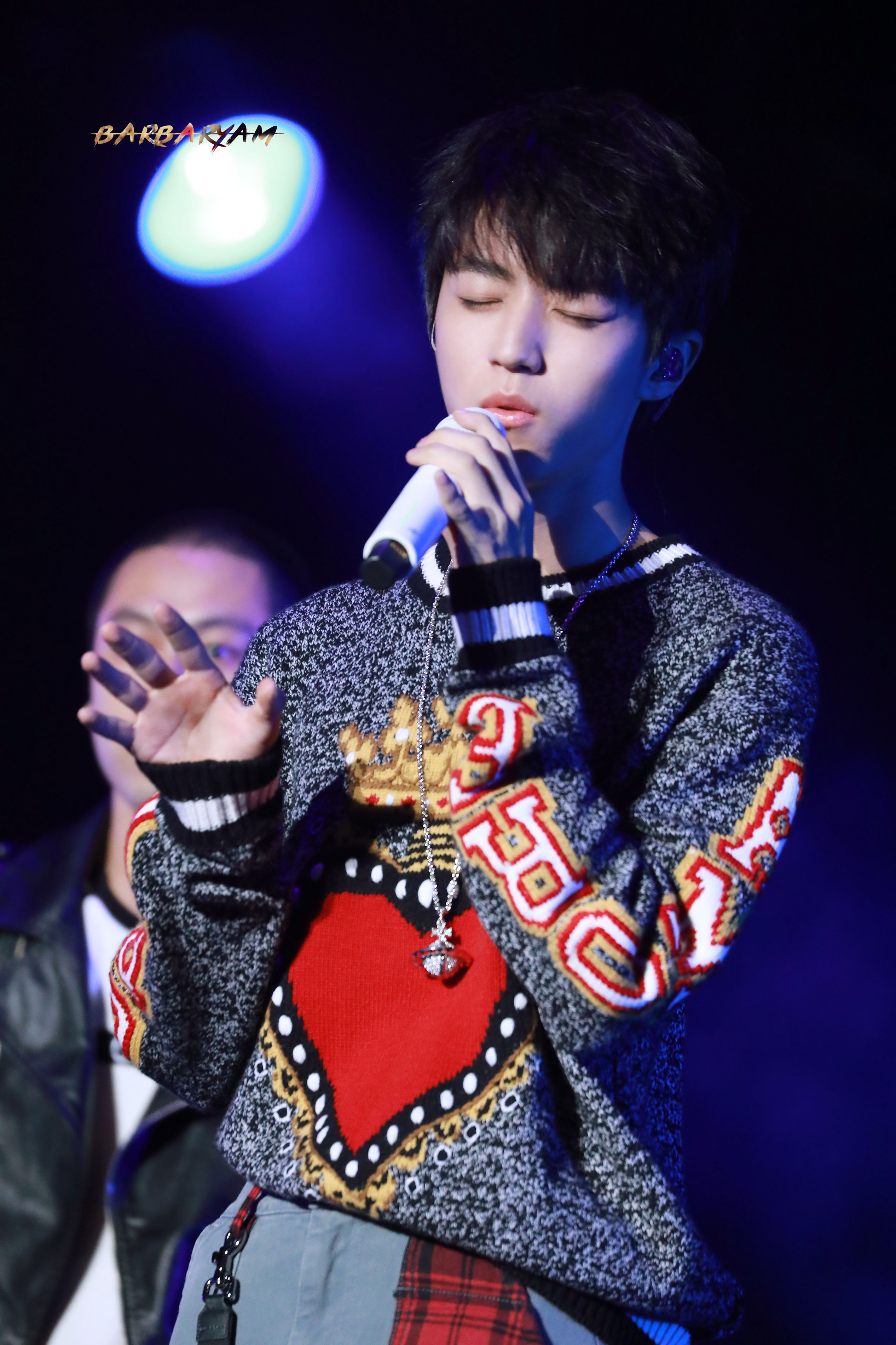 王俊凯 2017.12.16 第十一届音乐盛典咪咕汇 cr:logo