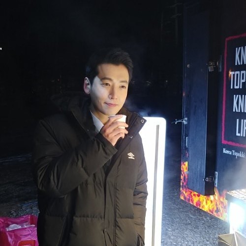 郑敬淏##郑敬淏机智的监狱生活#foodtainment更新 官咖 『for』 应援