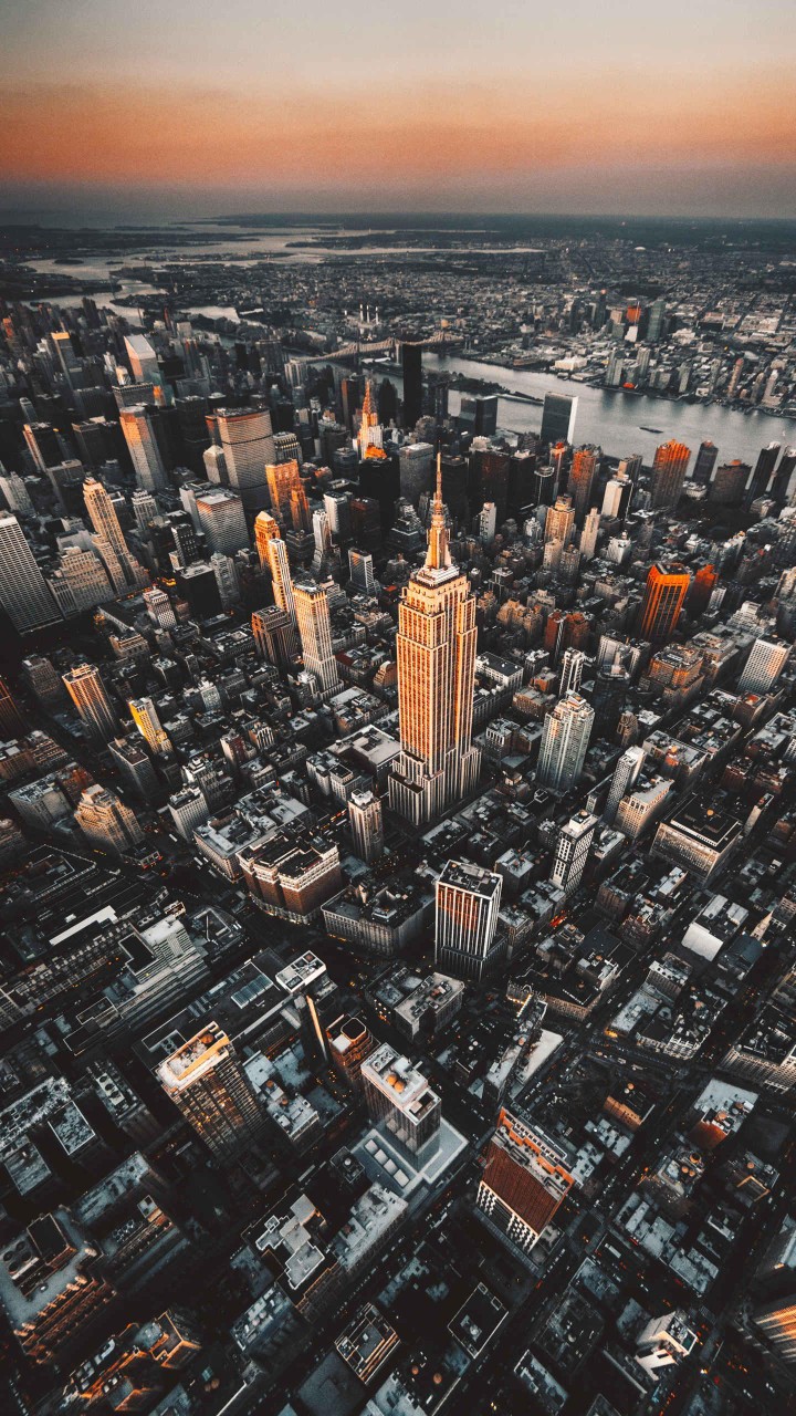 从高空航拍纽约的市容,就如同高低错落的电路板,整齐而和谐,令人震撼