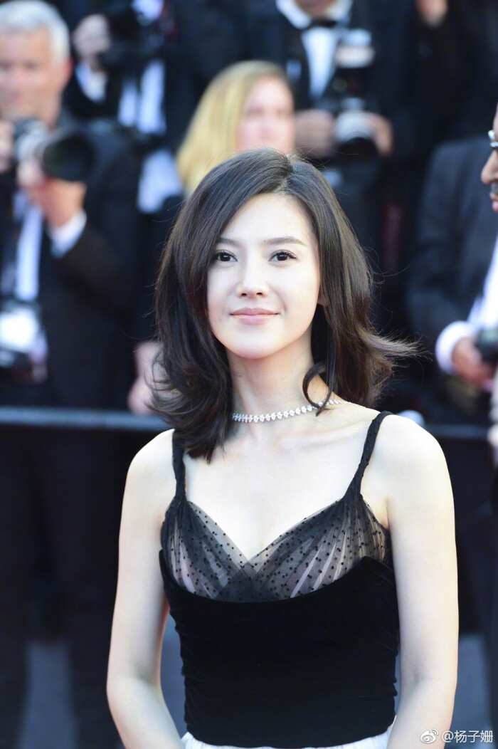 杨子姗戛纳电影节关晓彤电影理论图片