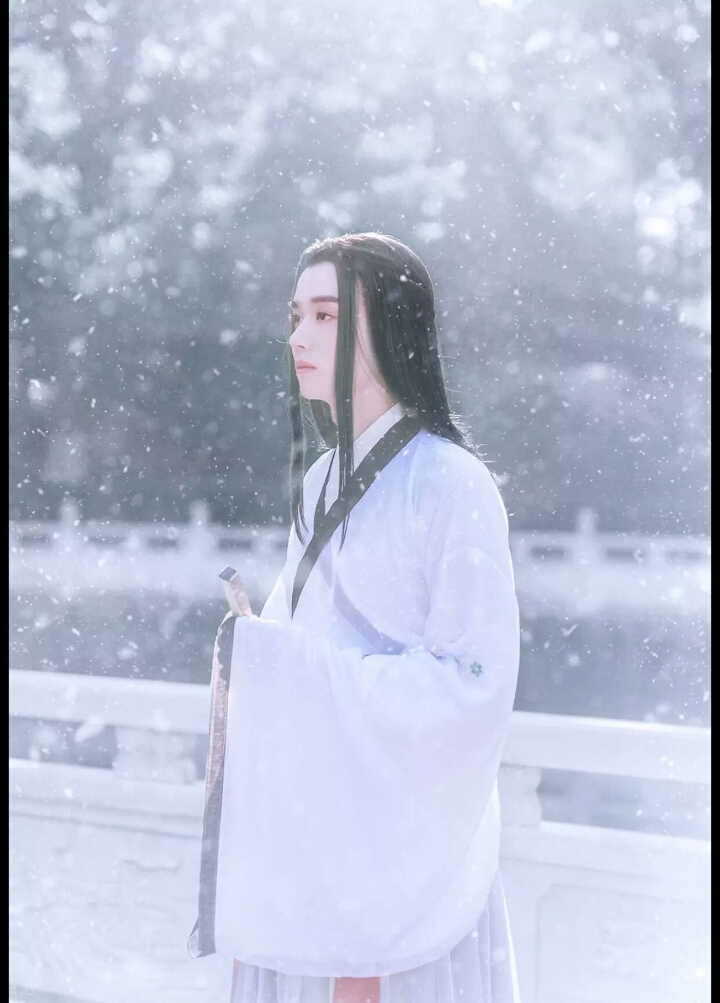 古汉风汉服白衣美男