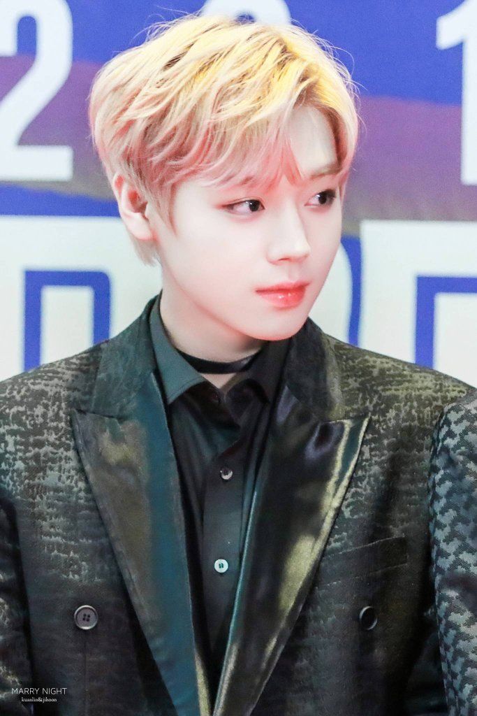 wanna one 朴志训 击昏#美腻的渐变发色眨