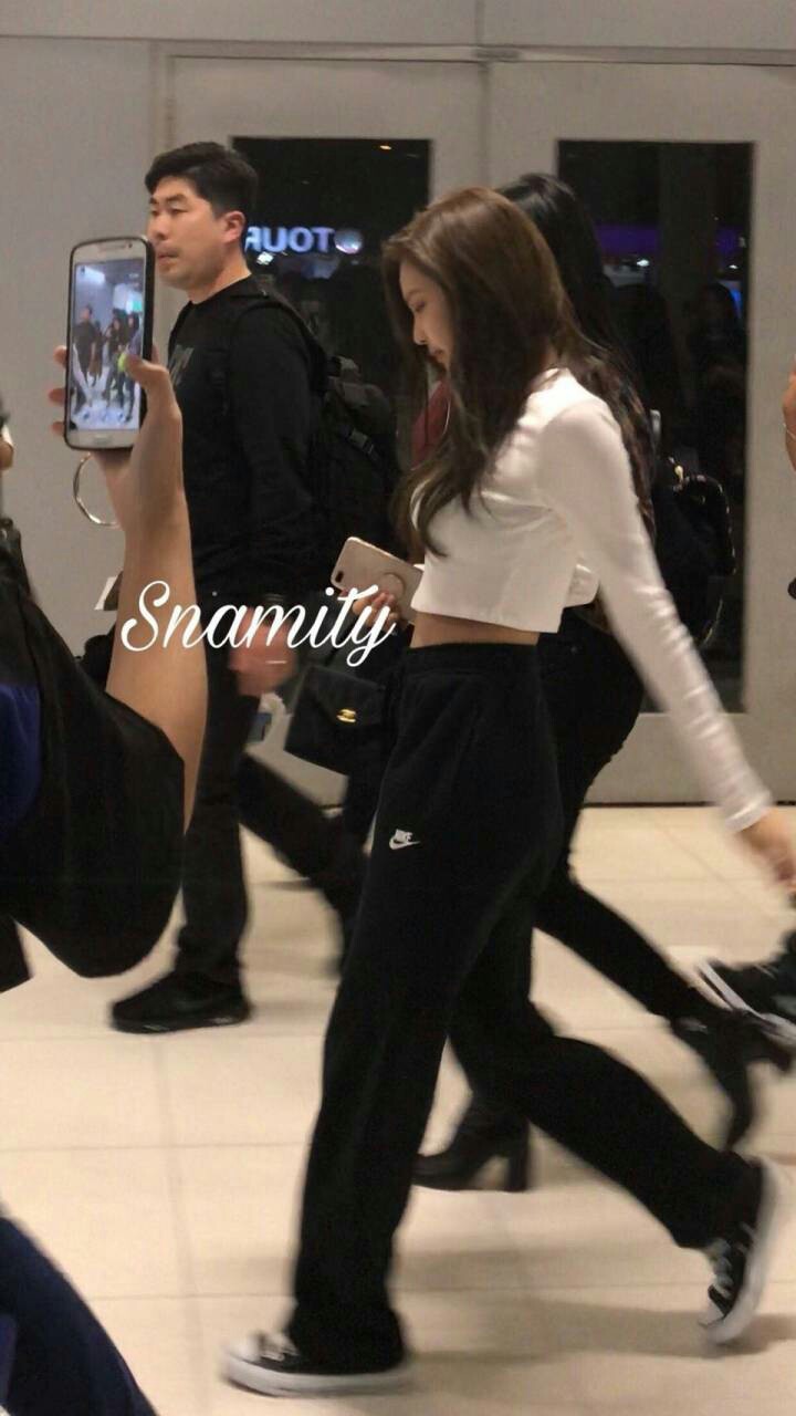 jennie 金智妮 妮妮 171126曼谷入境机场饭拍