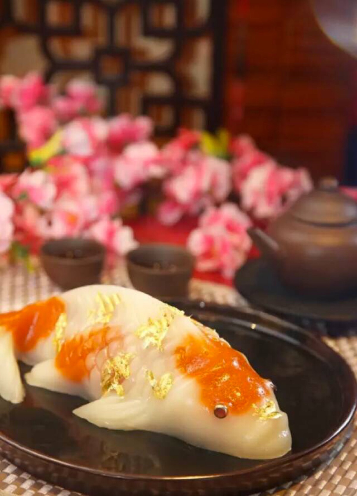 年年有余锦鲤年糕 hk$298 原条锦鲤造型卖相精致有趣,不但栩栩如生