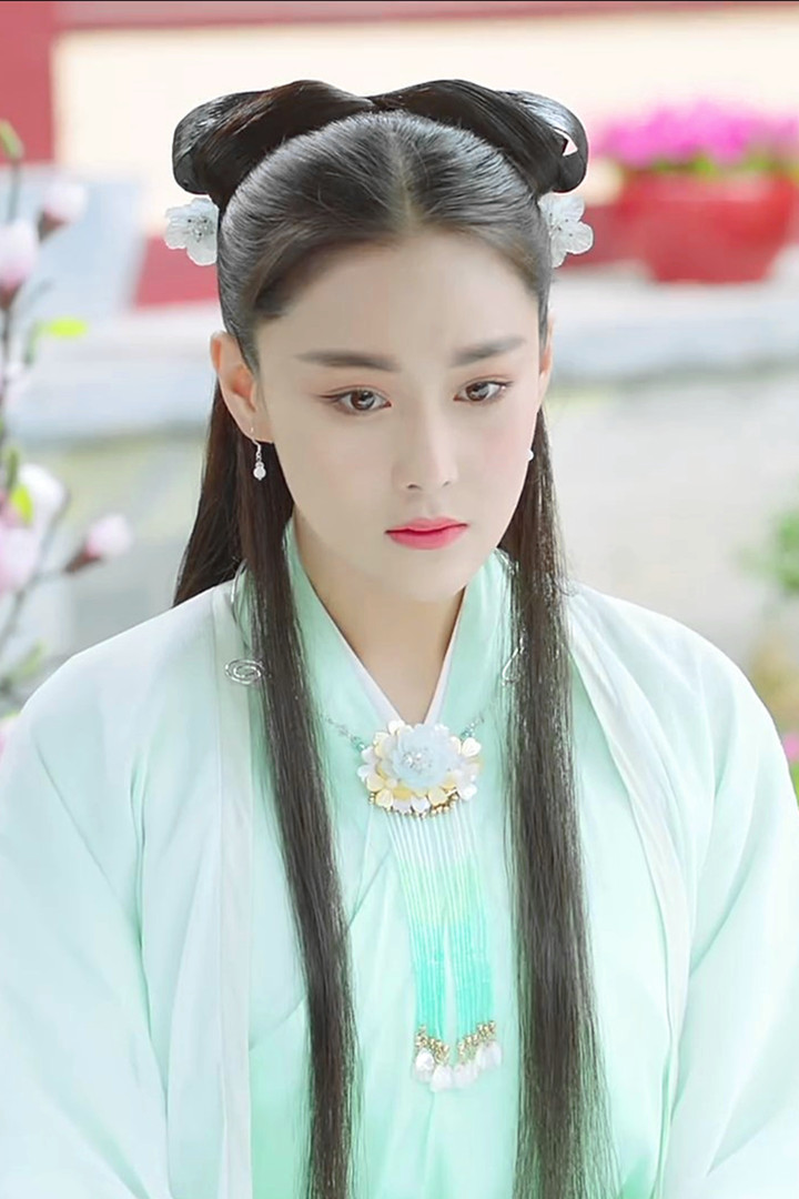 花谢花飞花满天-谢千寻-张馨予饰