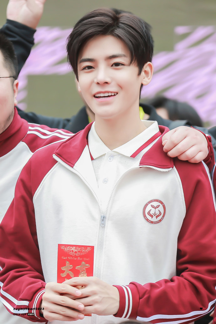 侯明昊