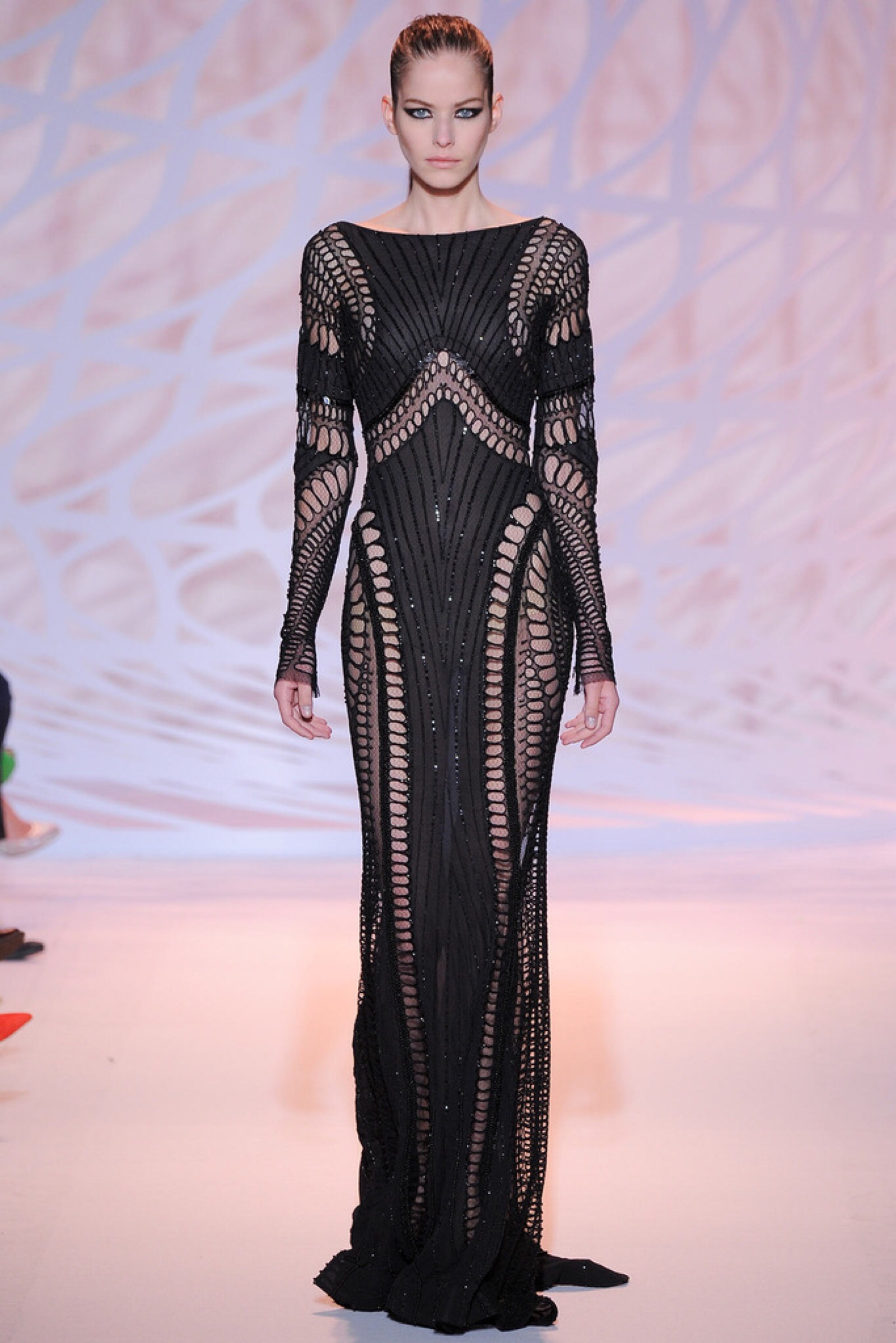 zuhair murad(祖海·慕拉)于巴黎高定时装周发布2014年秋冬高级定制