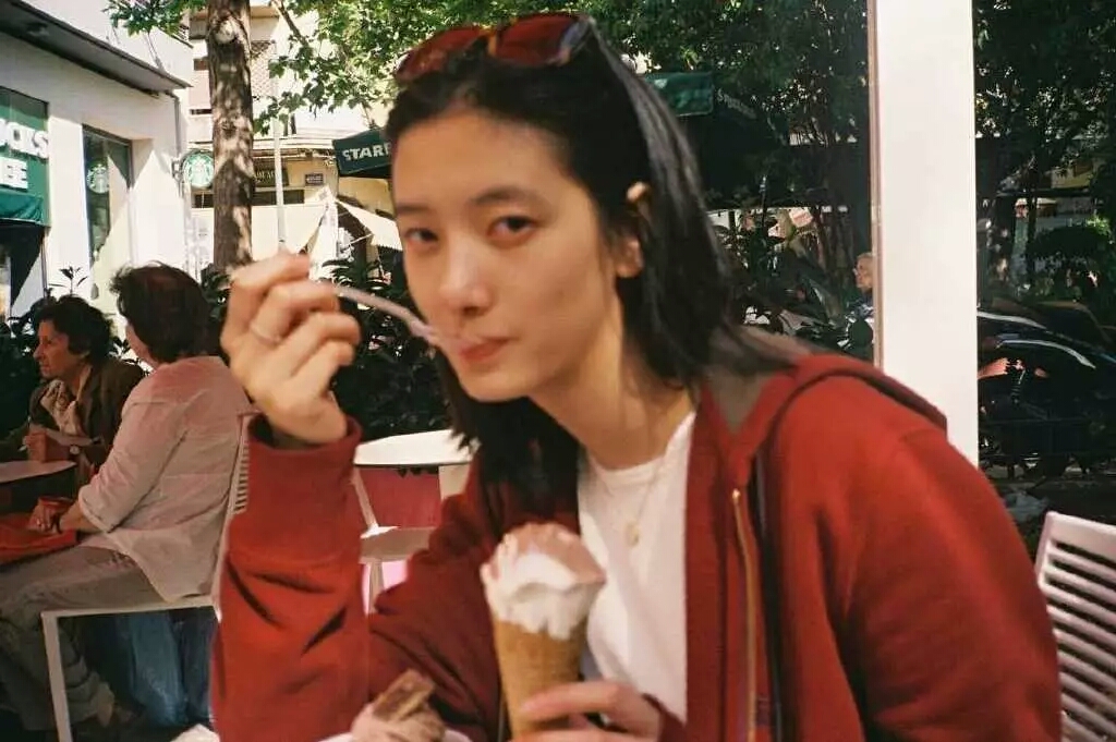 项偞婧 