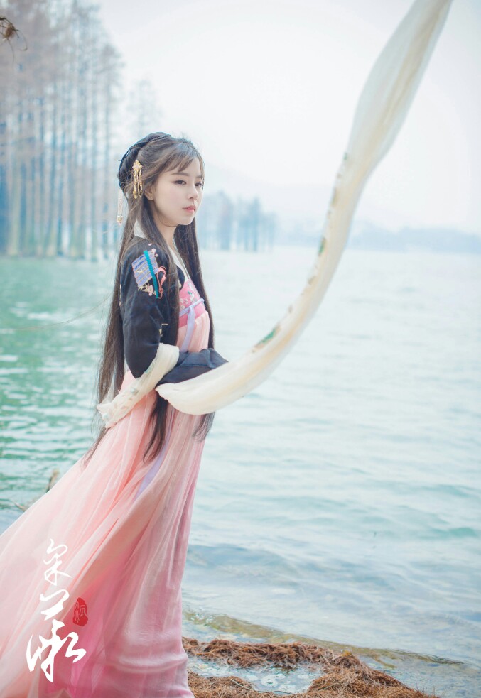 古风真人 壁纸 女生头像 女头 小清新 虐心 唯美 高清 意境
