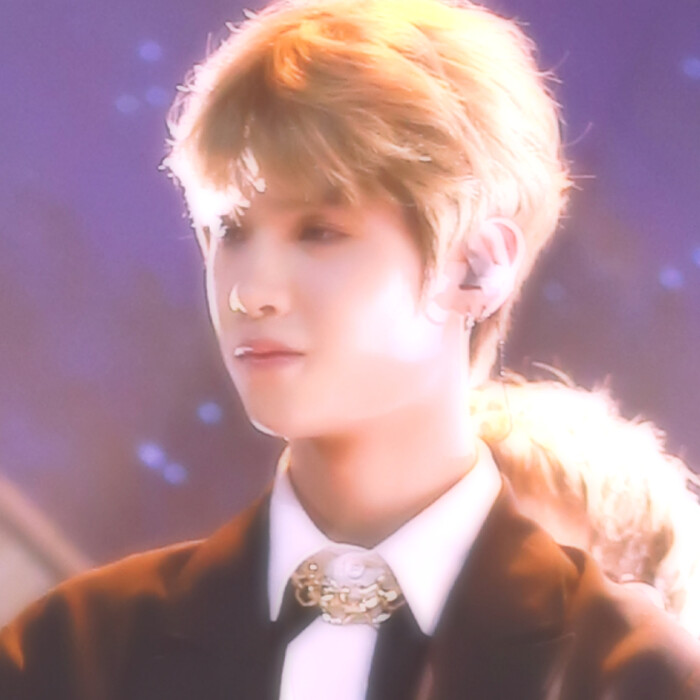 justin 黄明昊