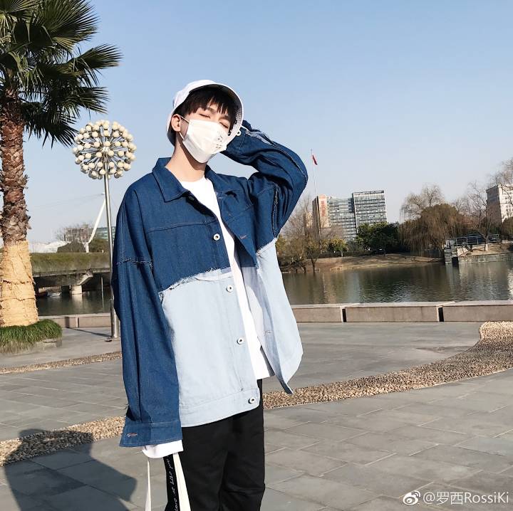 罗西