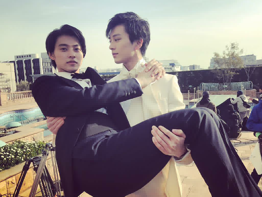 山崎贤人,新田真剑佑