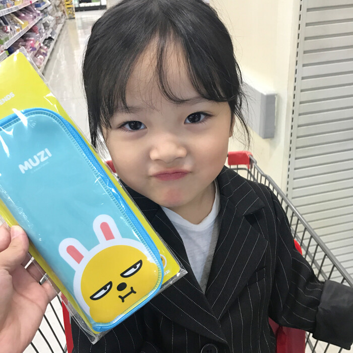 萌娃权律二头像