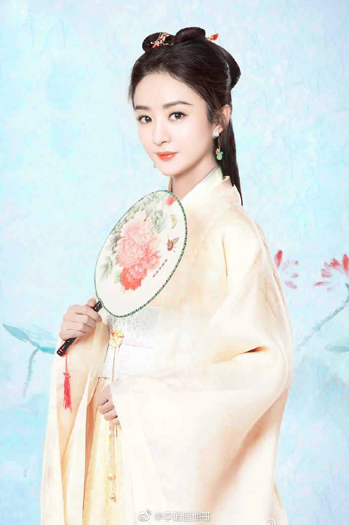 赵丽颖# @用户6035334362 看看哪个好看