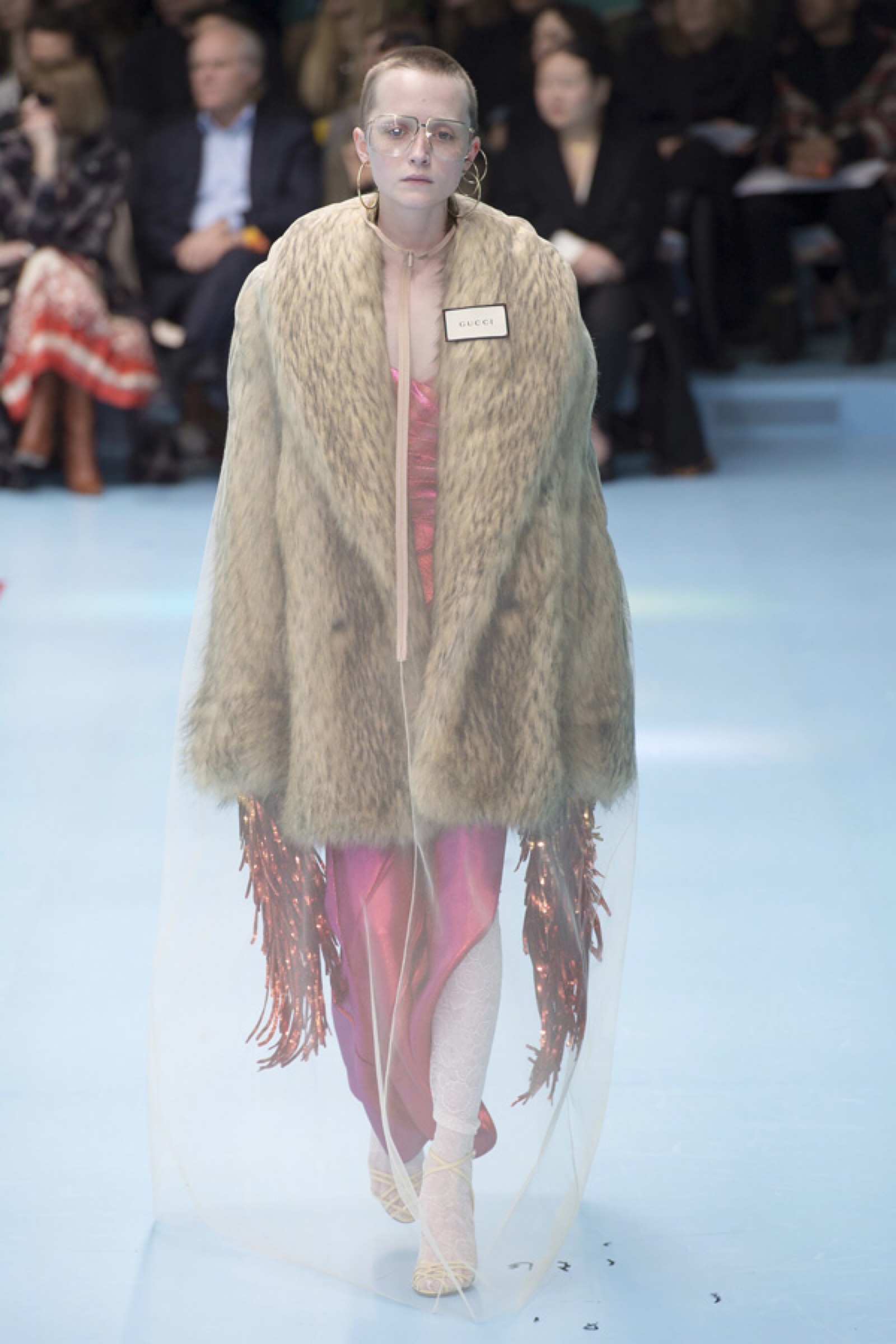gucci(古驰)于米兰时装周发布2018秋冬系列高级成衣