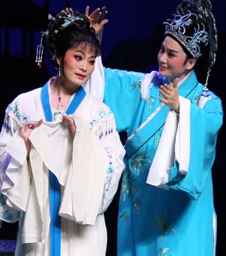 越剧演员:王君安 李敏