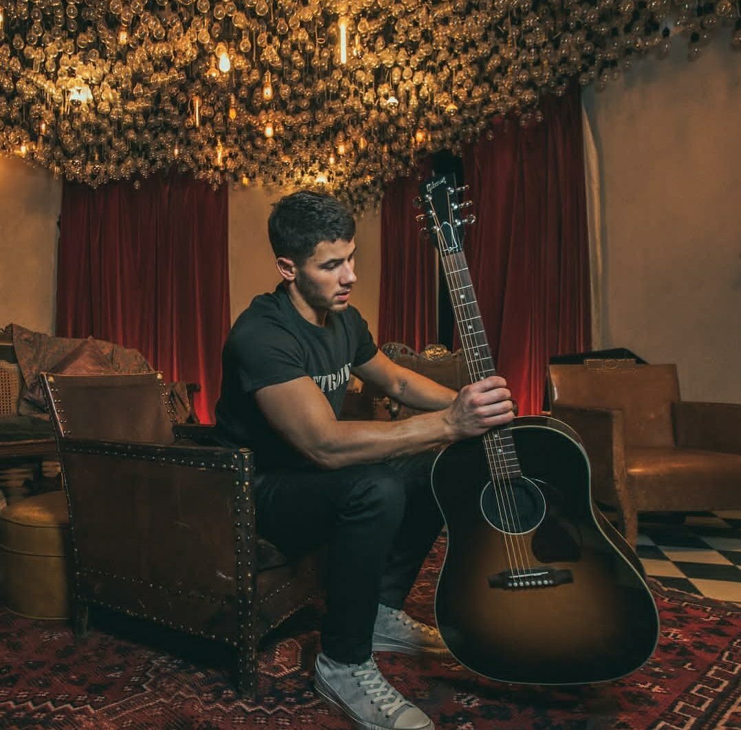 nick jonas