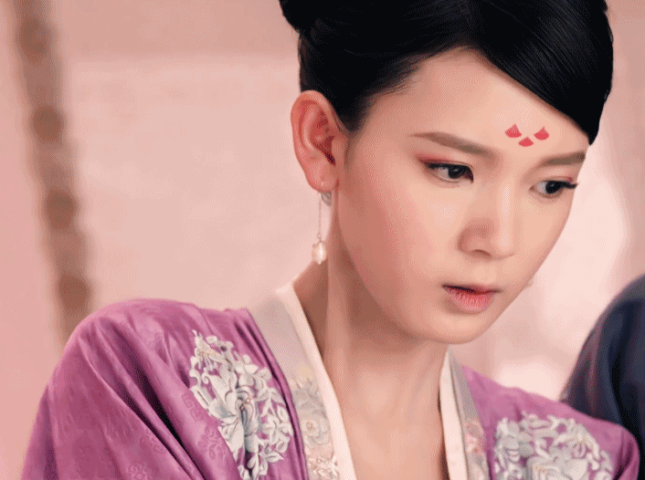 陈瑶《柜中美人》胡飞鸾