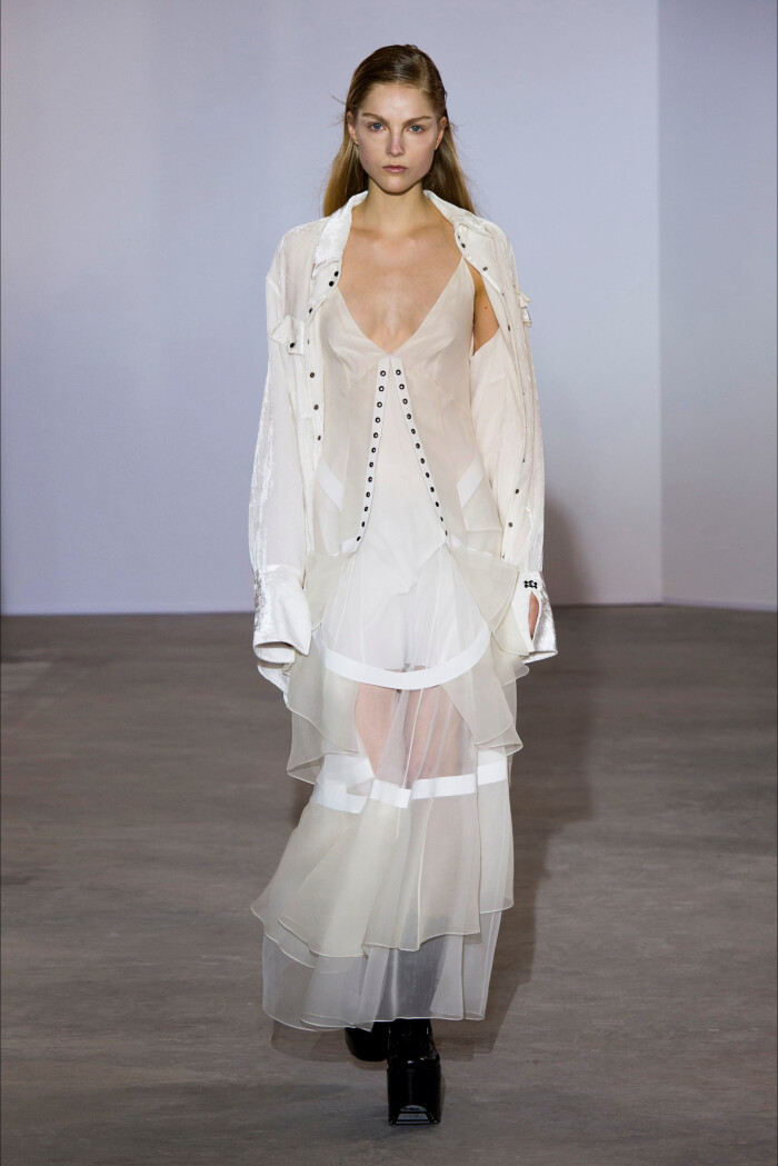 olivier theyskens 2018巴黎时装周秋冬高级成衣发布秀