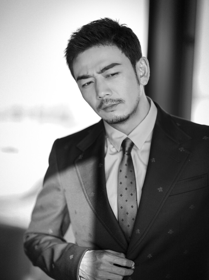 杨烁