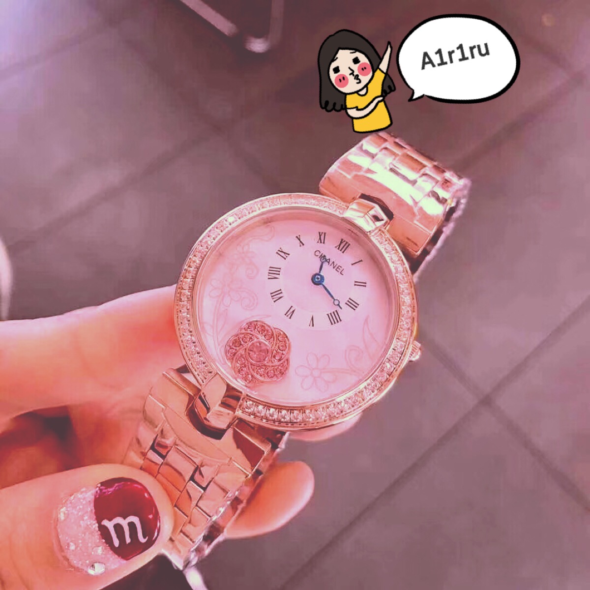 香奈儿粉色手表图片