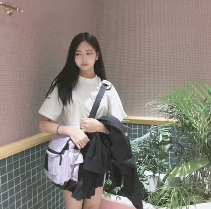 ins自截女生个性可爱头像
