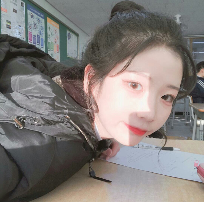 ins直接女生个性小清新头像