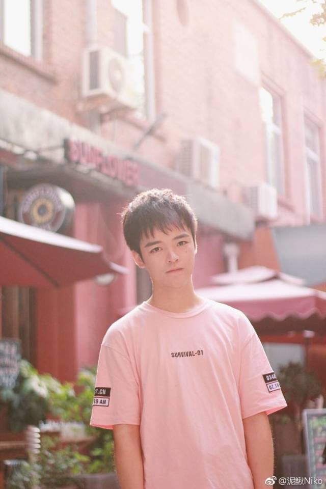 3月26日 4:36   关注   鳅鳅～ 泥鳅niko 评论 收藏