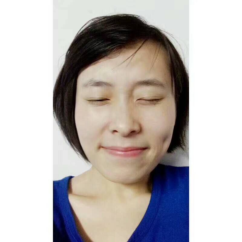 皮肤白而且肤色冷适合涂什么口红啊