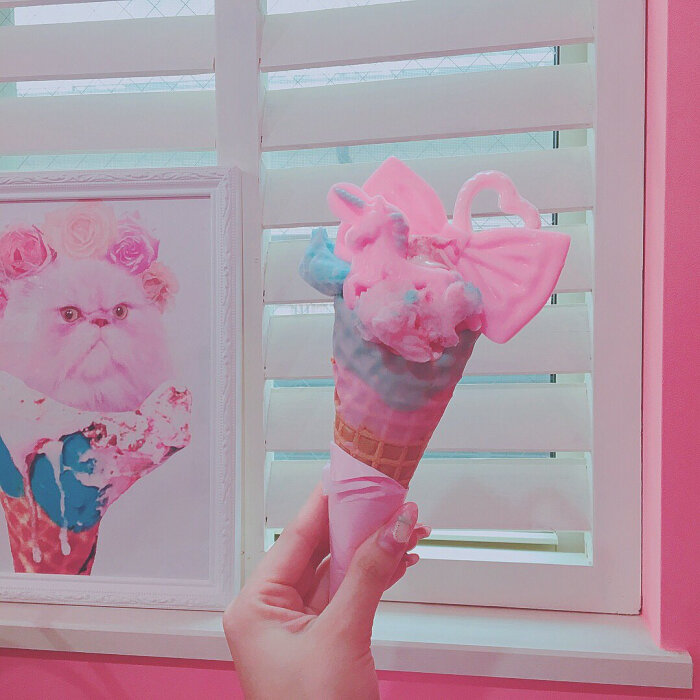 众生皆苦 唯我草莓味