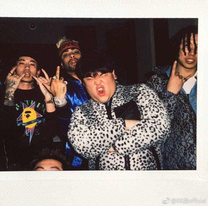 higher brothers