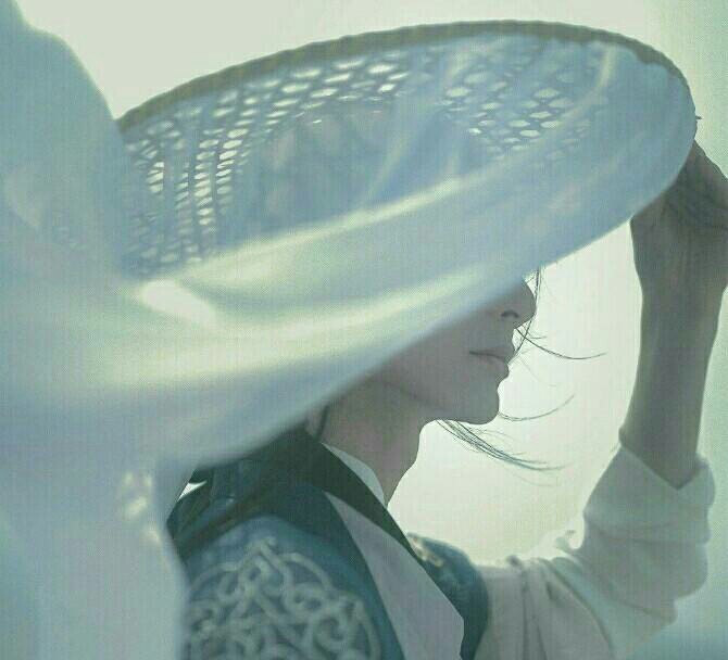 淡辉夕颜,公子如玉,是你执一把青伞,为我许下一世长安)古风真人男头 