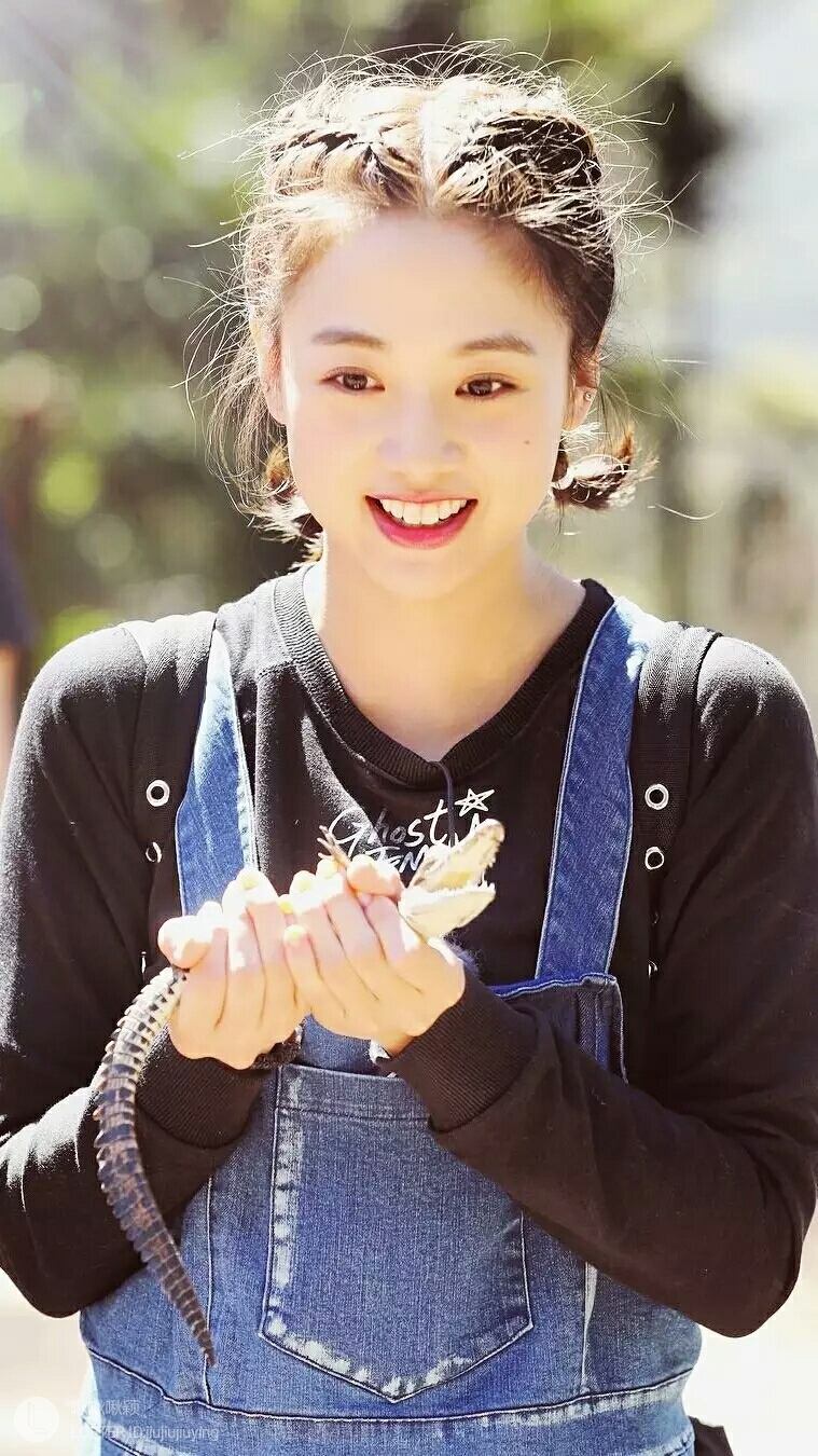 鬼鬼吴映洁