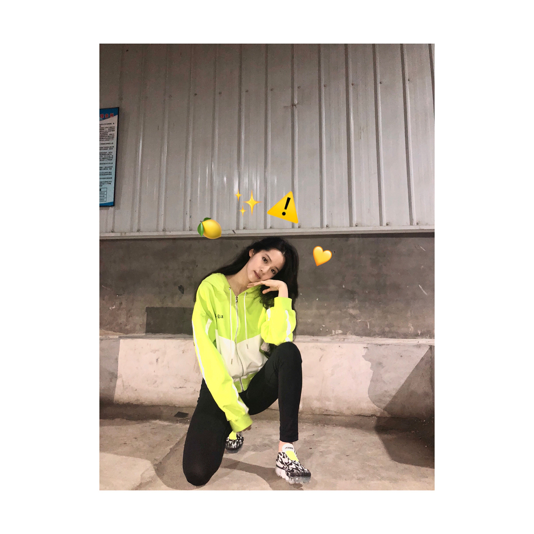欧阳娜娜 ins