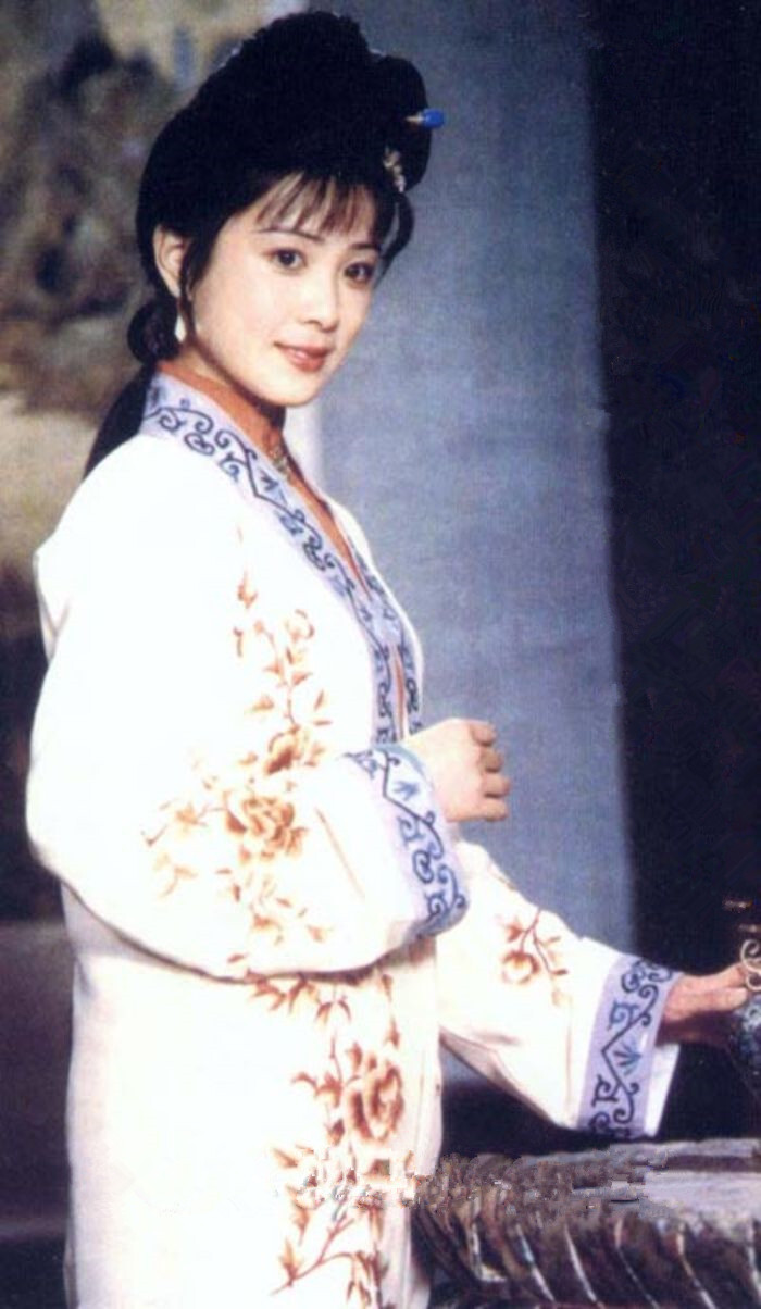 1988年北影版《红楼梦》薛宝钗～傅艺伟