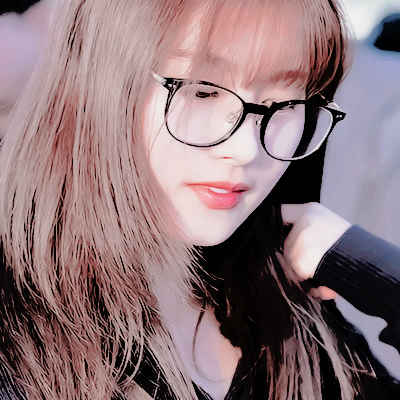 >凑崎纱夏 >sana 女爱豆头像.拿图点赞喜欢收藏