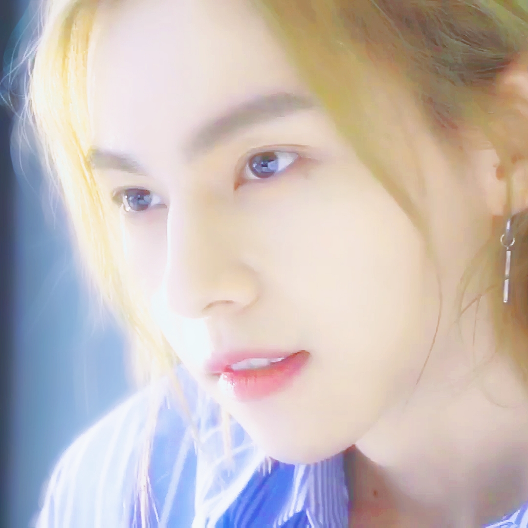 周锐 自截头像 呜呜呜美哭了