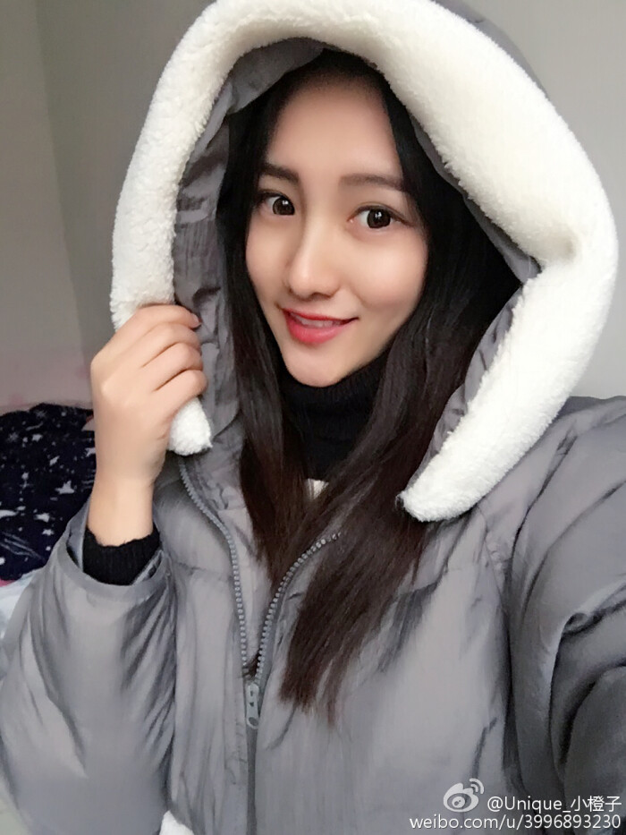 很清纯,很有气质的小姐姐【花椒优质主播】女生头像