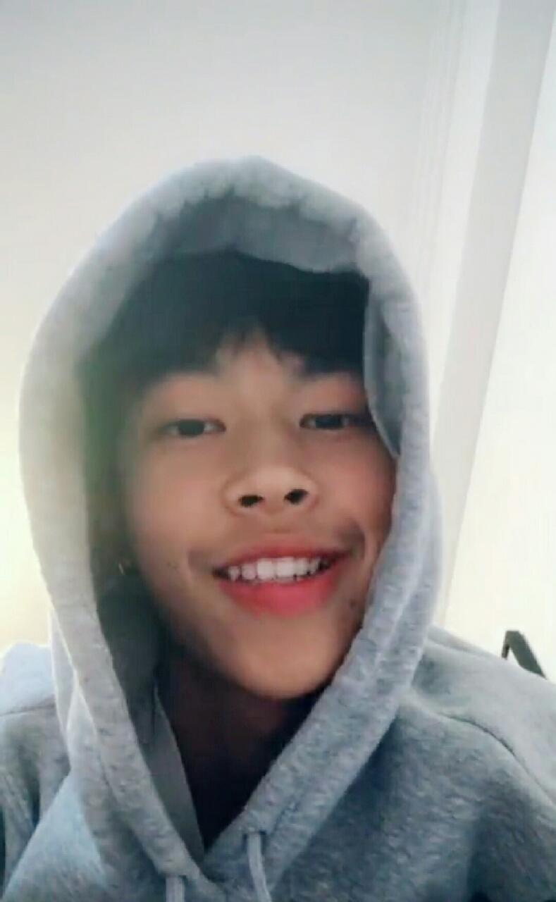 斯外戈 图源微博 抖音 小哥哥 丑帅 小志老师