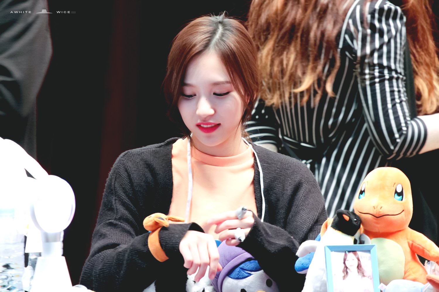 twice名井南mina